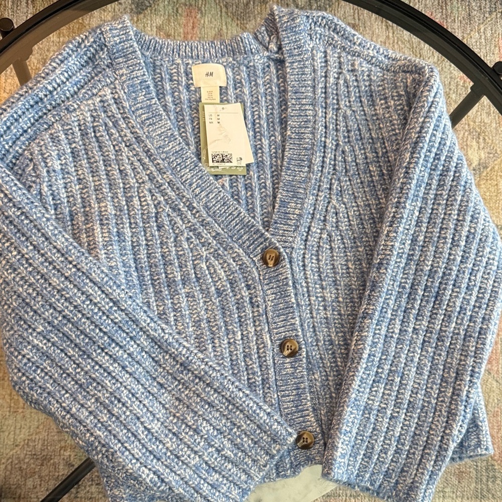 H&M Blue Women's Sweater Size M NWT
